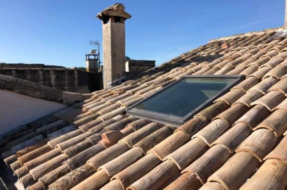 fourniture et l'installation de fenêtres de toit dans le Gard, l'Hérault et dans le Golfe de Saint-Tropez