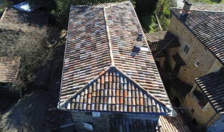 Réfection complète d'une toiture avec charpente et isolation à La Calmette