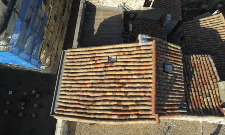  La réparation et la rénovation de toiture à Nîmes, à Montpellier et à Saint-Tropez